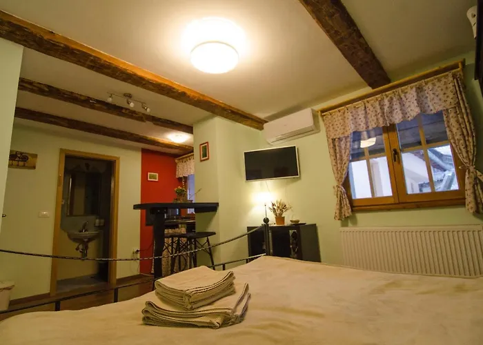 Pr' Draslerju Bed & Breakfast Dovje